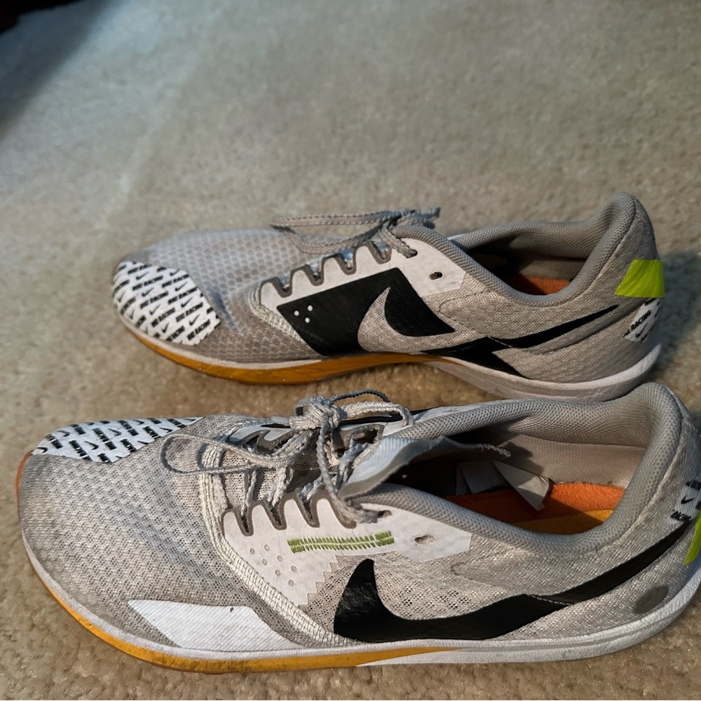 Nike Men's white and Black Rival Zoom Cross Country or Track distance Spikes
